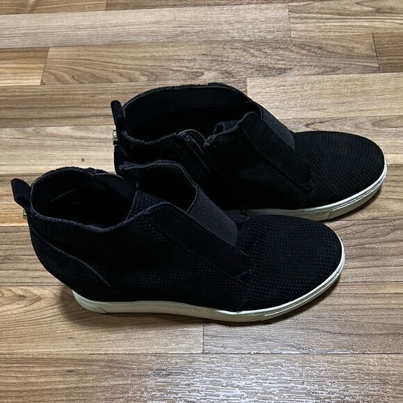 Steve Madden Women’s Size 8 Flavy Hidden Wedge Ankle Bootie Black Suede - Picture 4 of 12